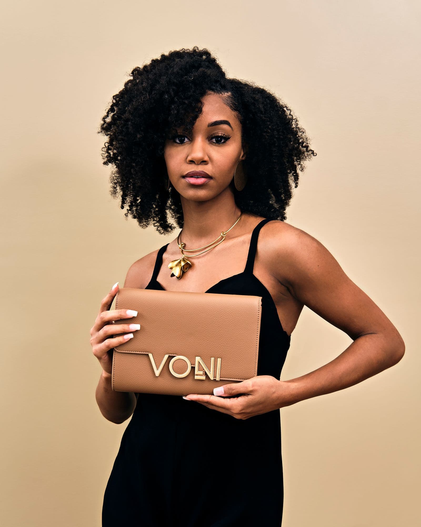 Fashion model with a handbag, original